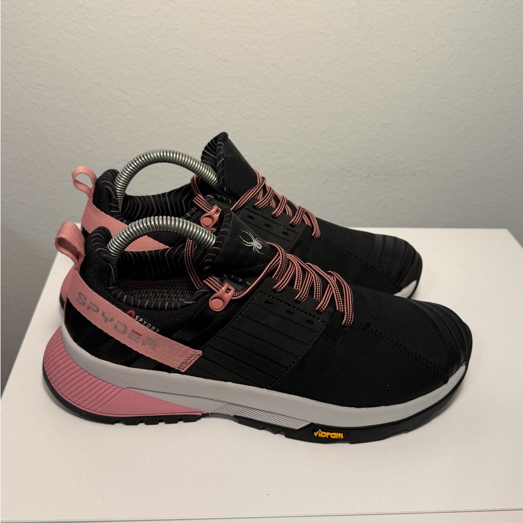 Spyder Vibram Black And Pink Athletic Sneakers